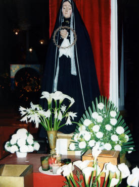 Mary christmas Eve in the Cathedral San Cristobal de las Casas, Chiapas Mexico Photography by Bill Bell