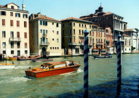 Another boat speeds by in Venice More Italy Photography -  Venice, Florence, Rome,  Ancient Roman towns ...photography by Bill Bell