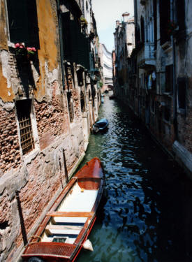 nother view of the canal More Italy Photography -  Venice, Florence, Rome,  Ancient Roman towns ...photography by Bill Bell
